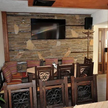 Hotel Spartak Family Smoljan