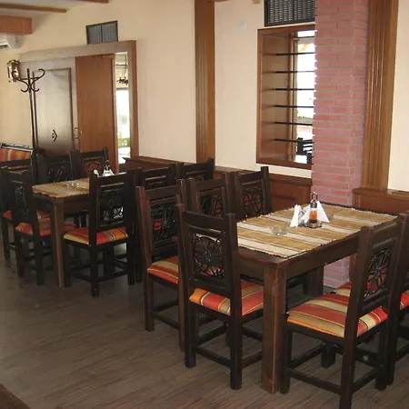 Hotel Spartak Family Smoljan