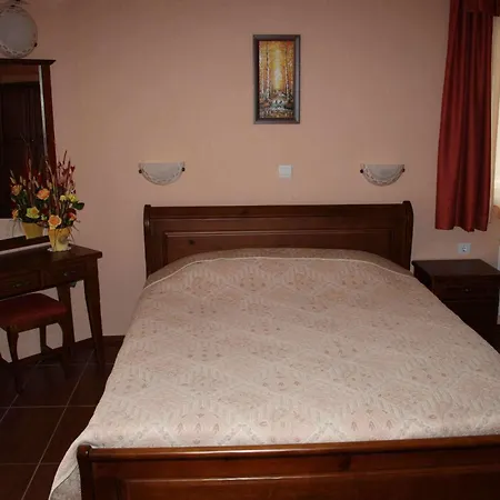 Hotel Spartak Family Smoljan
