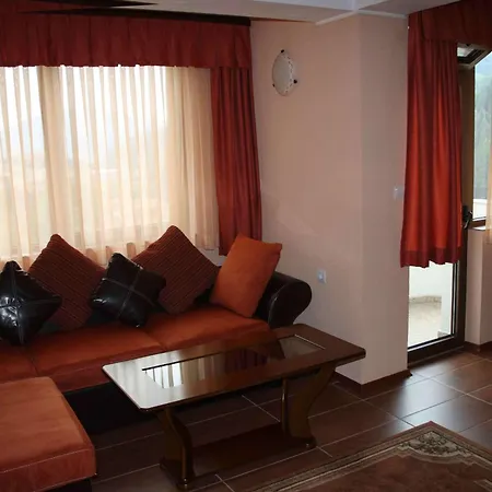 Spartak Family Hotel Smoljan